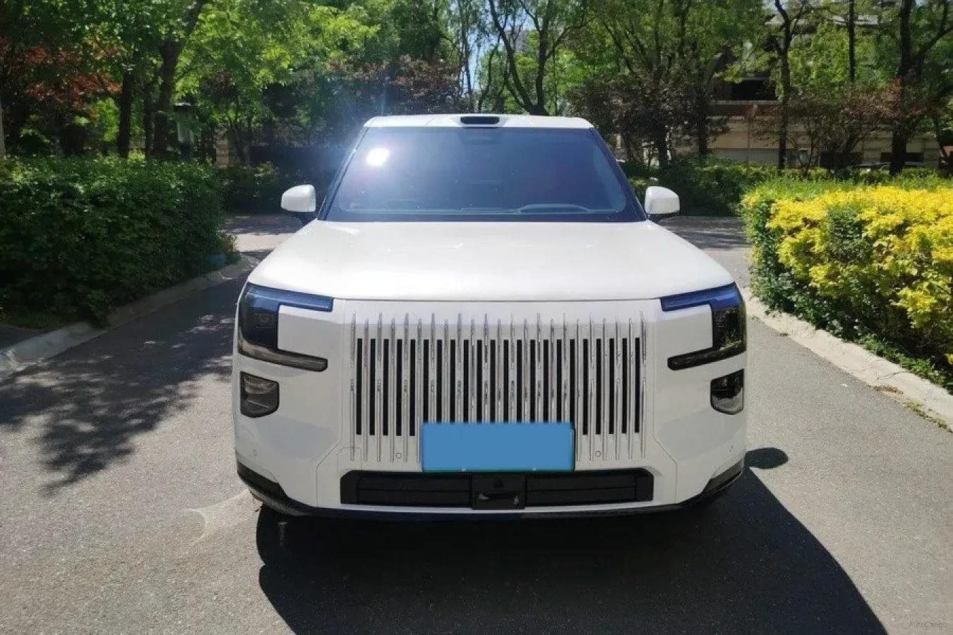 2025 Zeekr 9X 2.0T 279HP L4 1DHT PHEV image 3