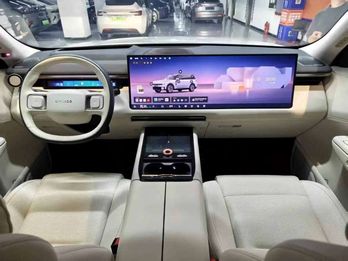 2025 LYNK&CO 900 2.0T 254HP L4 3DHT PHEV 52.38KWH 280km image 3