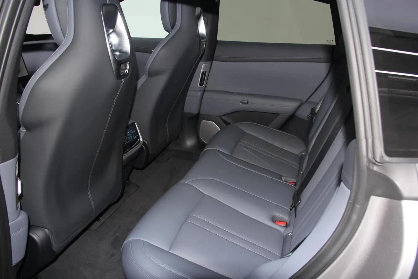 2025 Xiaomi YU7 BEV 96.3KWH image 3