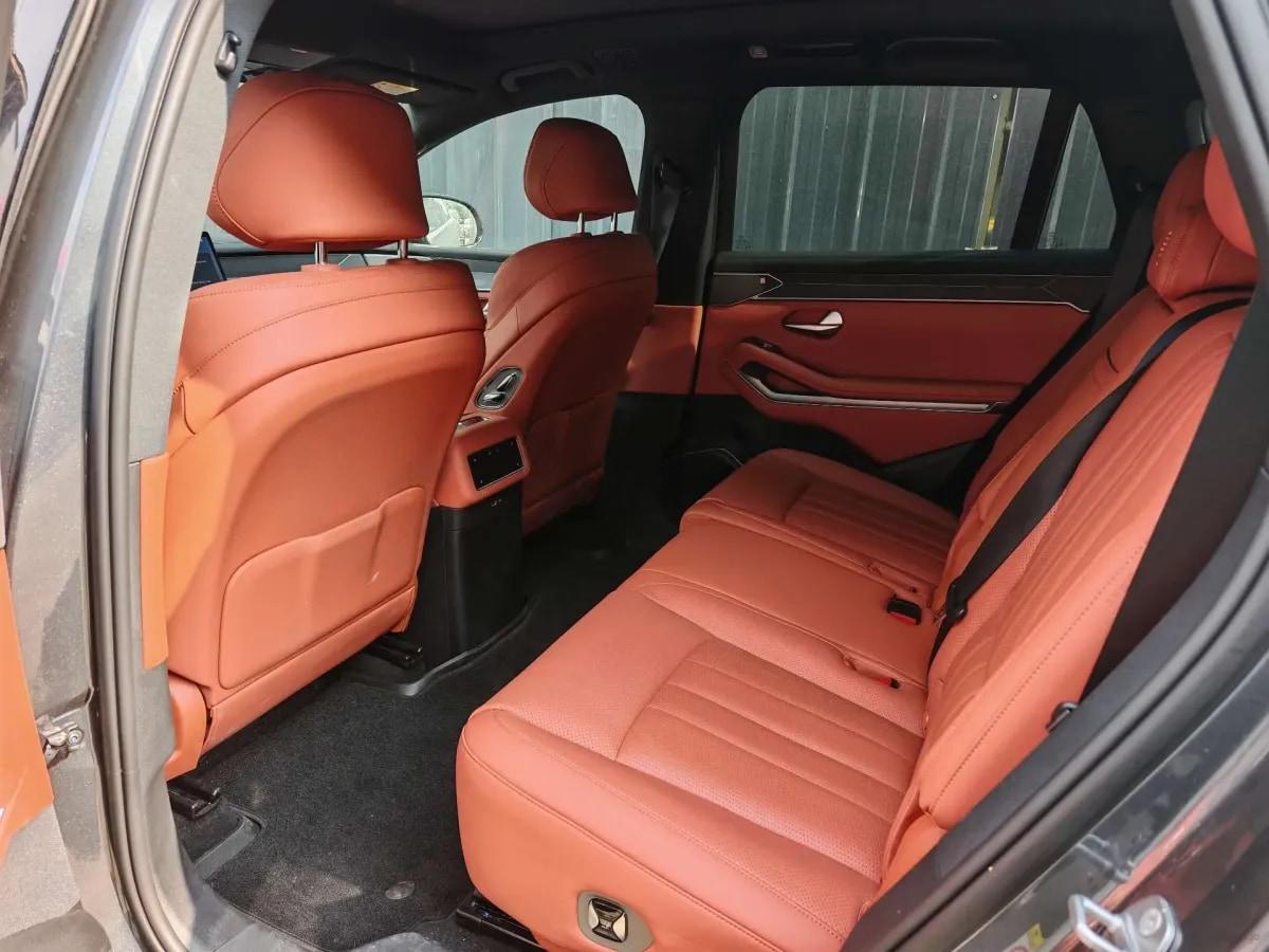 2025 BYD Tang L 1.5T 156HP L4 E-CVT PHEV 35.6KWH 175km image 3