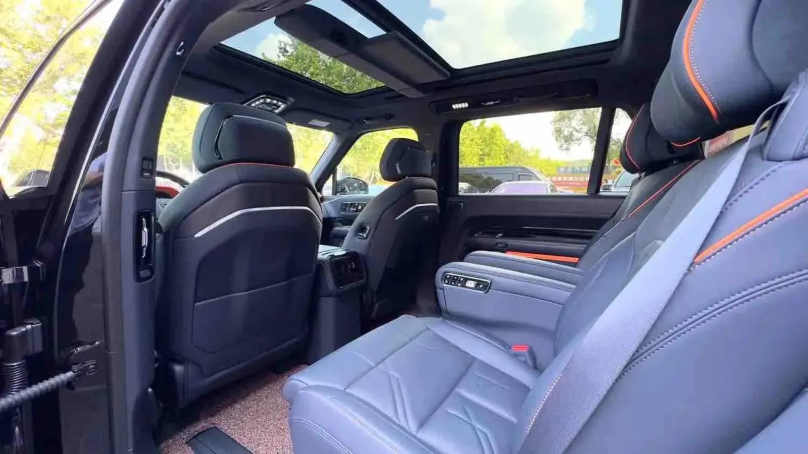 2025 Zeekr 9X 2.0T 279HP L4 1DHT PHEV image 3