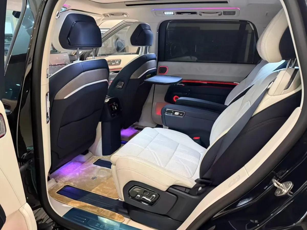 2025 Zeekr 9X 2.0T 279HP L4 1DHT PHEV image 3