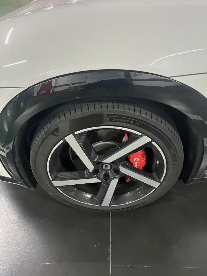 2025 Xiaomi YU7 BEV 101.7KWH 760km image 3