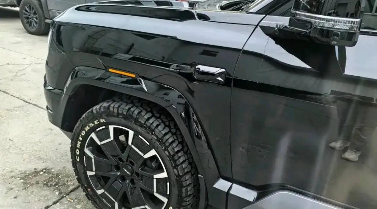 2025 FangChengBao Bao 8 2.0T 245HP L4 E-CVT PHEV 36.8KWH image 3