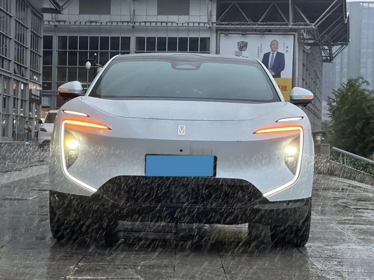 2024 Avatr 07 BEV 82.16KWH 650km image 3