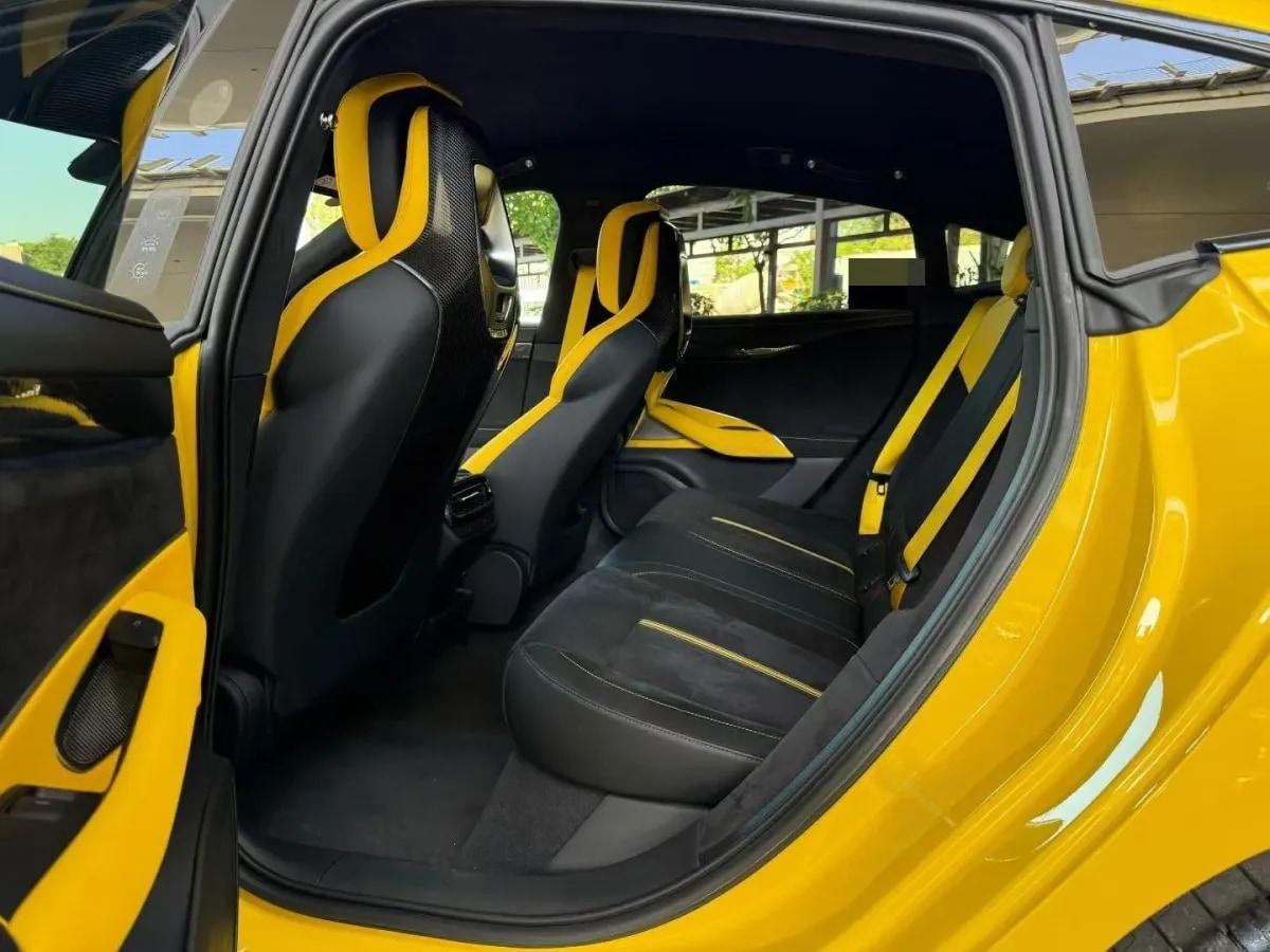 2025 Xiaomi SU7 Ultra BEV 93.7KWH 630km image 3