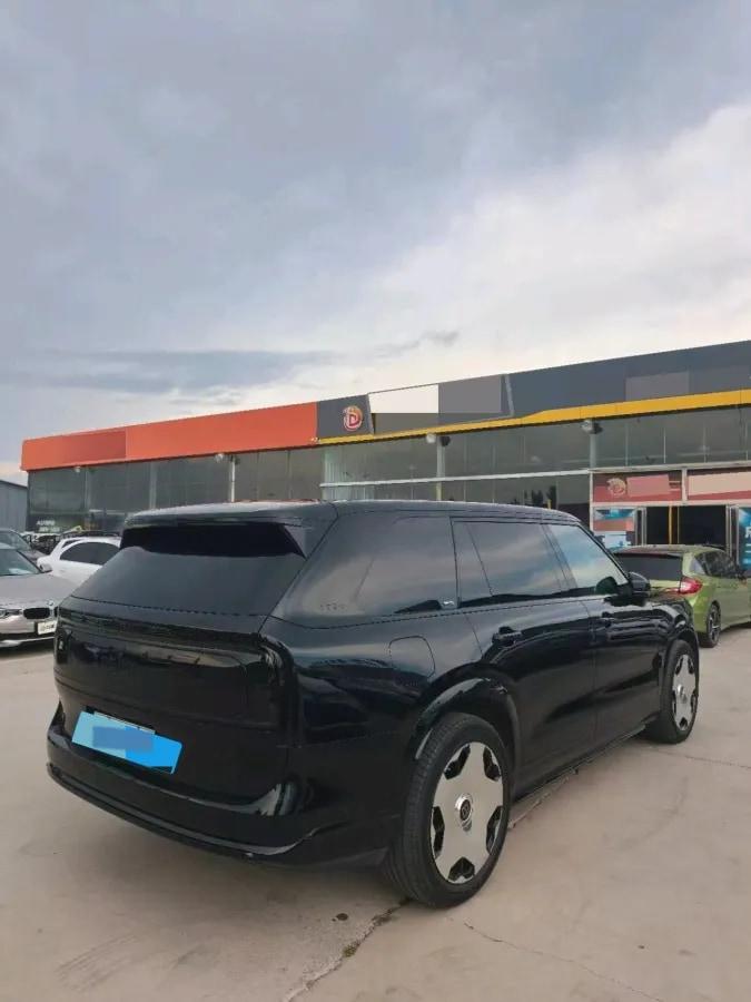 2025 Zeekr 9X 2.0T 279HP L4 1DHT PHEV image 3