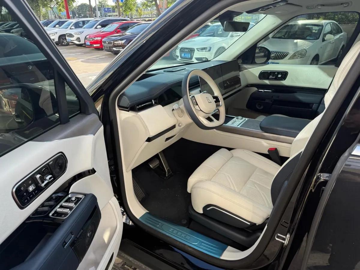 2025 Zeekr 9X 2.0T 279HP L4 1DHT PHEV image 3