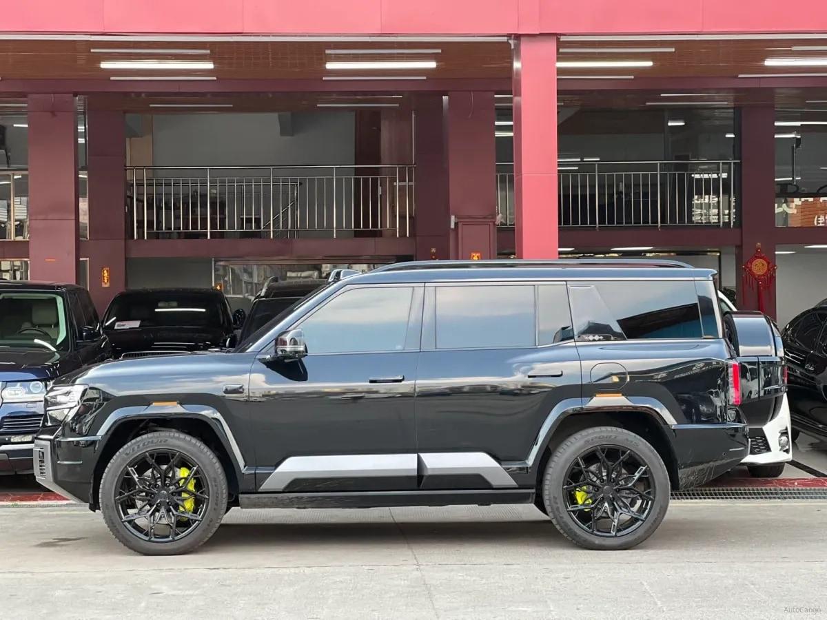 2025 Fang Cheng Bao Bao 8 2.0T 245HP L4 E-CVT PHEV 36.8KWH image 3
