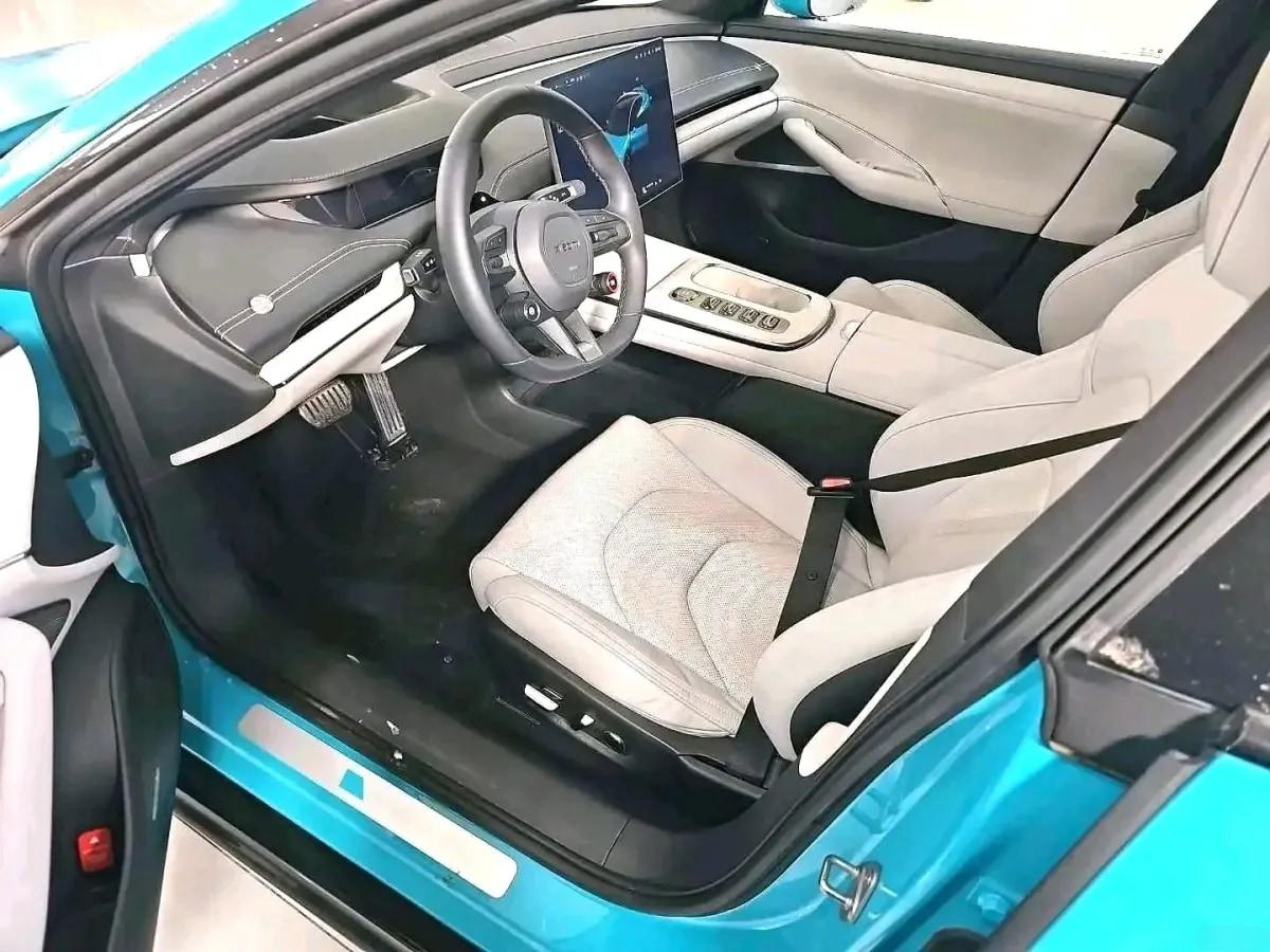 2024 Xiaomi SU7 BEV 101KWH 800km image 3