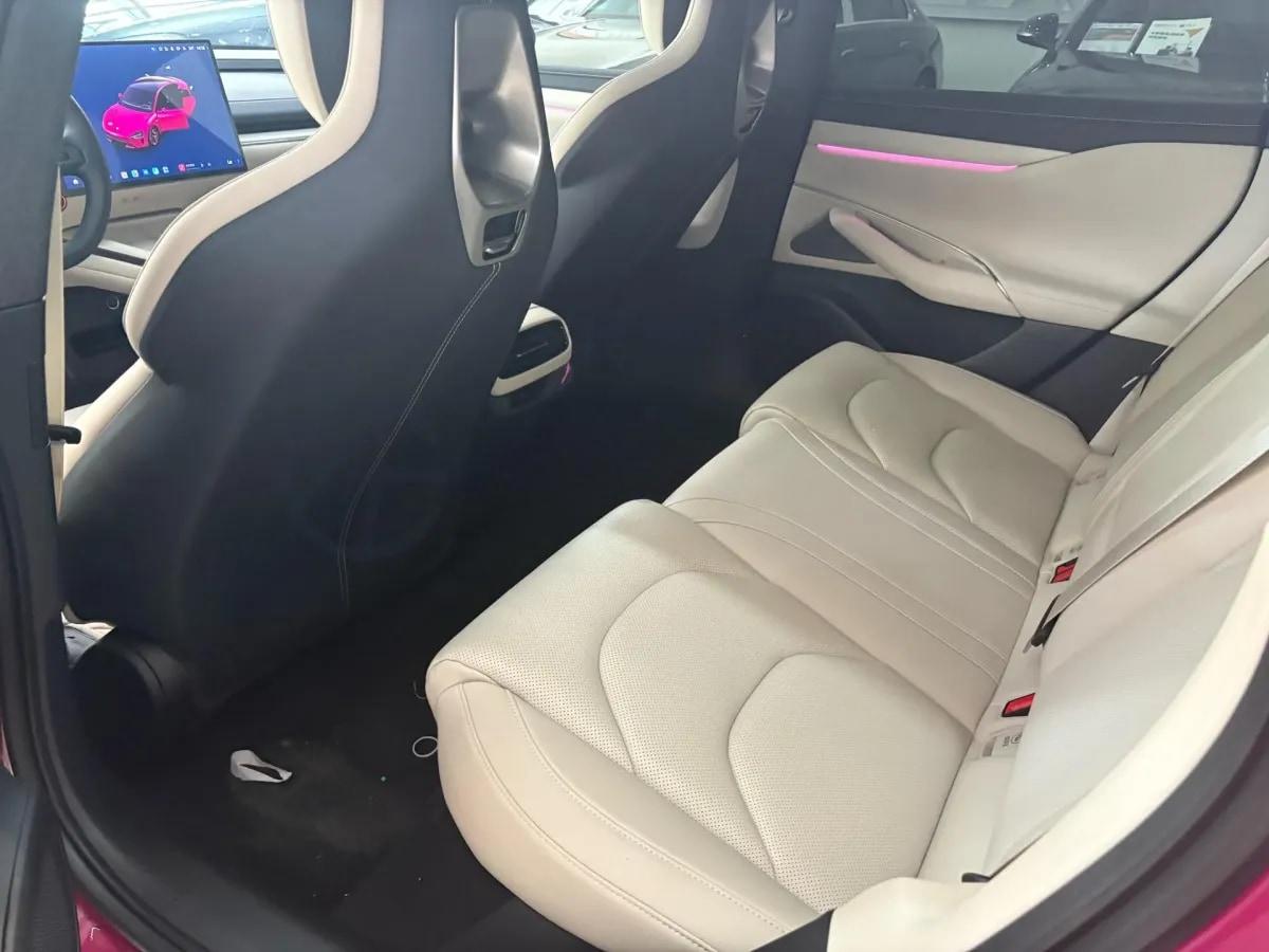 2024 Xiaomi SU7 BEV 73.6KWH image 3