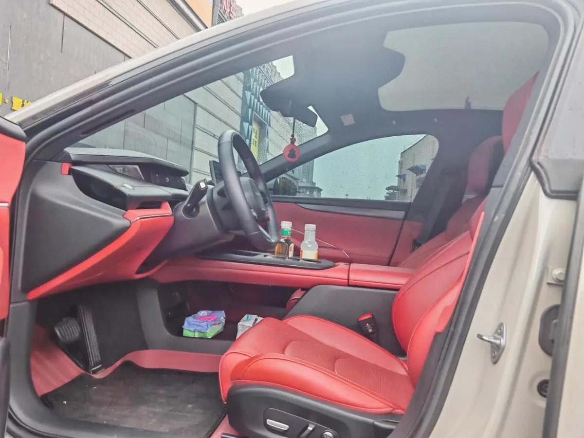 2024 Xiaomi SU7 BEV 73.6KWH 700km image 3