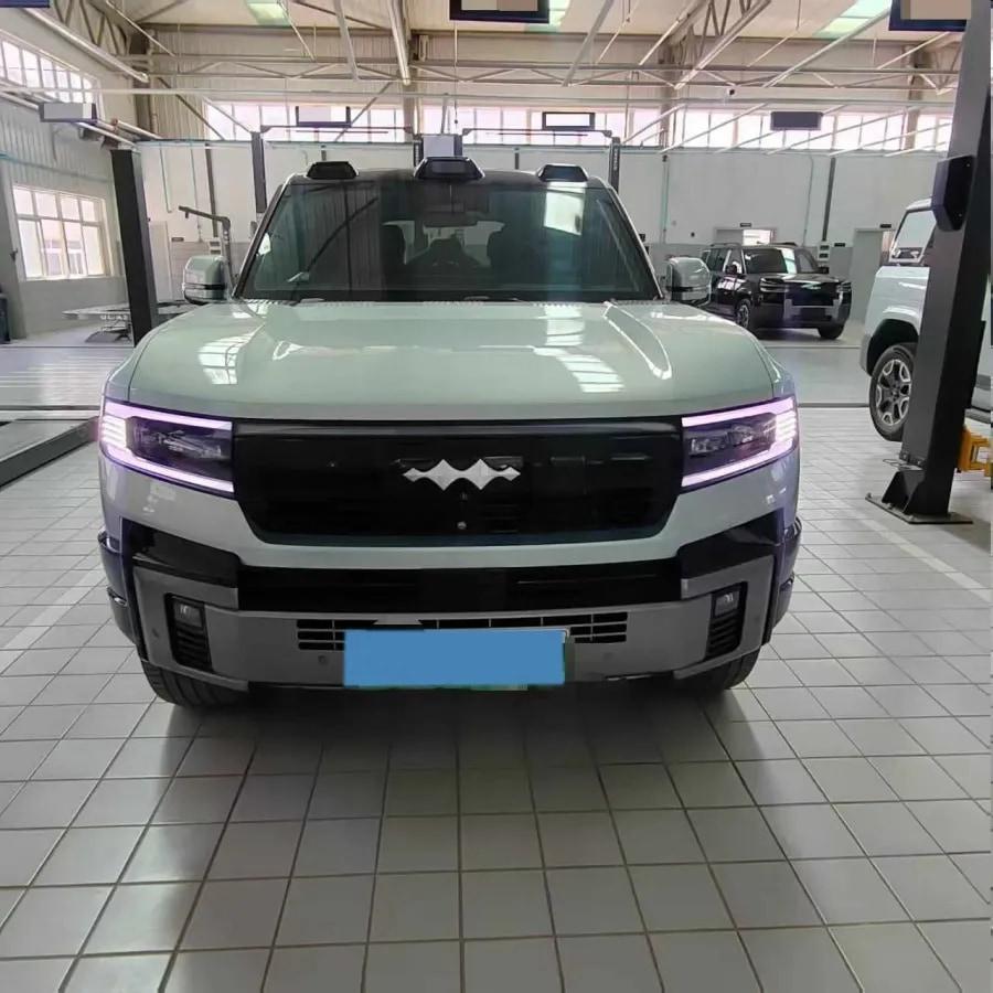 2025 Fang Cheng Bao Bao 8 2.0T 245HP L4 E-CVT PHEV 36.8KWH image 3