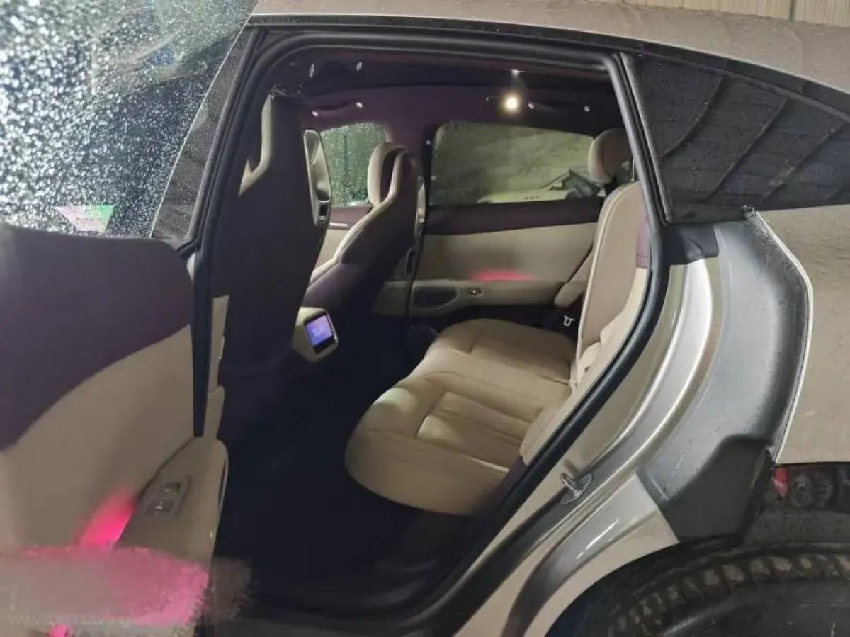 2025 Xiaomi YU7 BEV 96.3KWH 835km image 3
