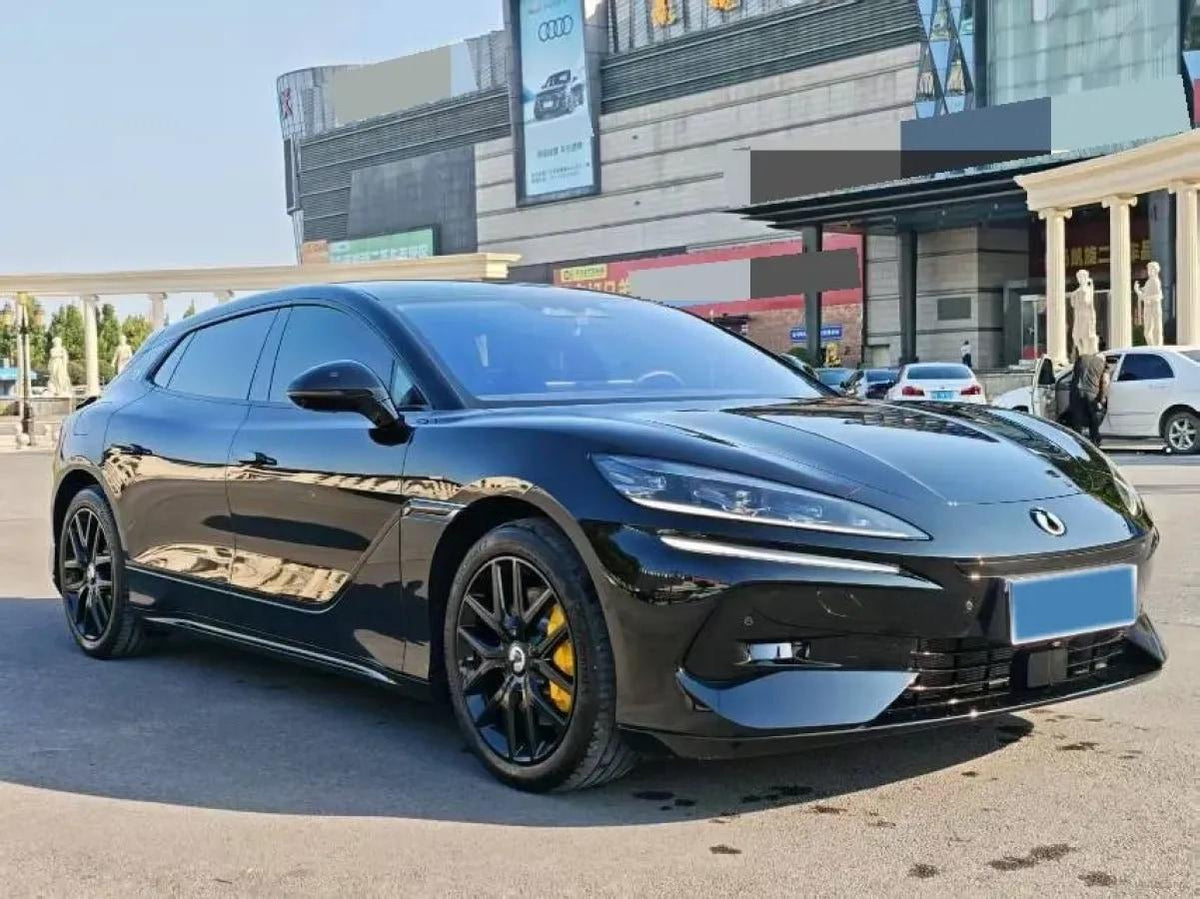 2024 Denza DenzaZ9GT 2.0T 207HP L4 E-CVT PHEV 38.5KWH 201km image 3