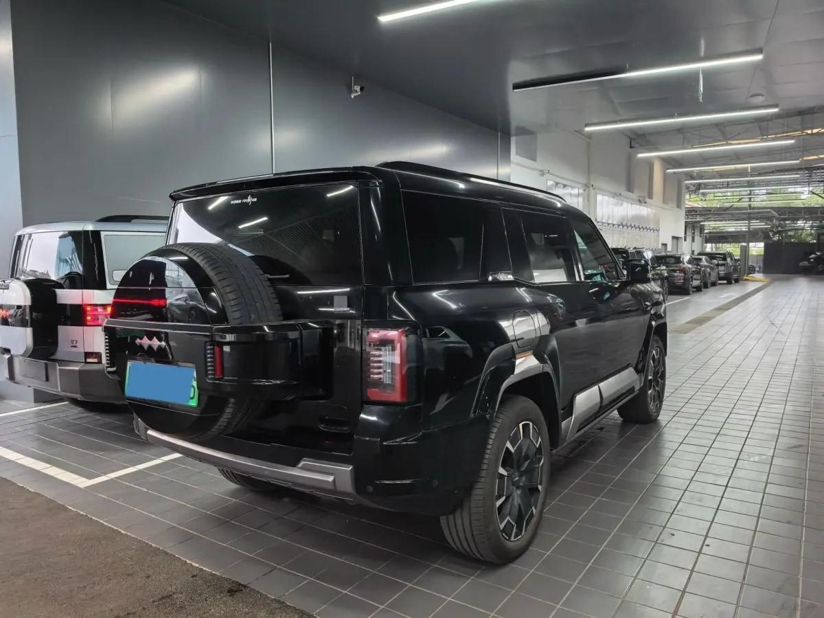 2025 Fang Cheng Bao Bao 8 2.0T 245HP L4 E-CVT PHEV 36.8KWH image 3