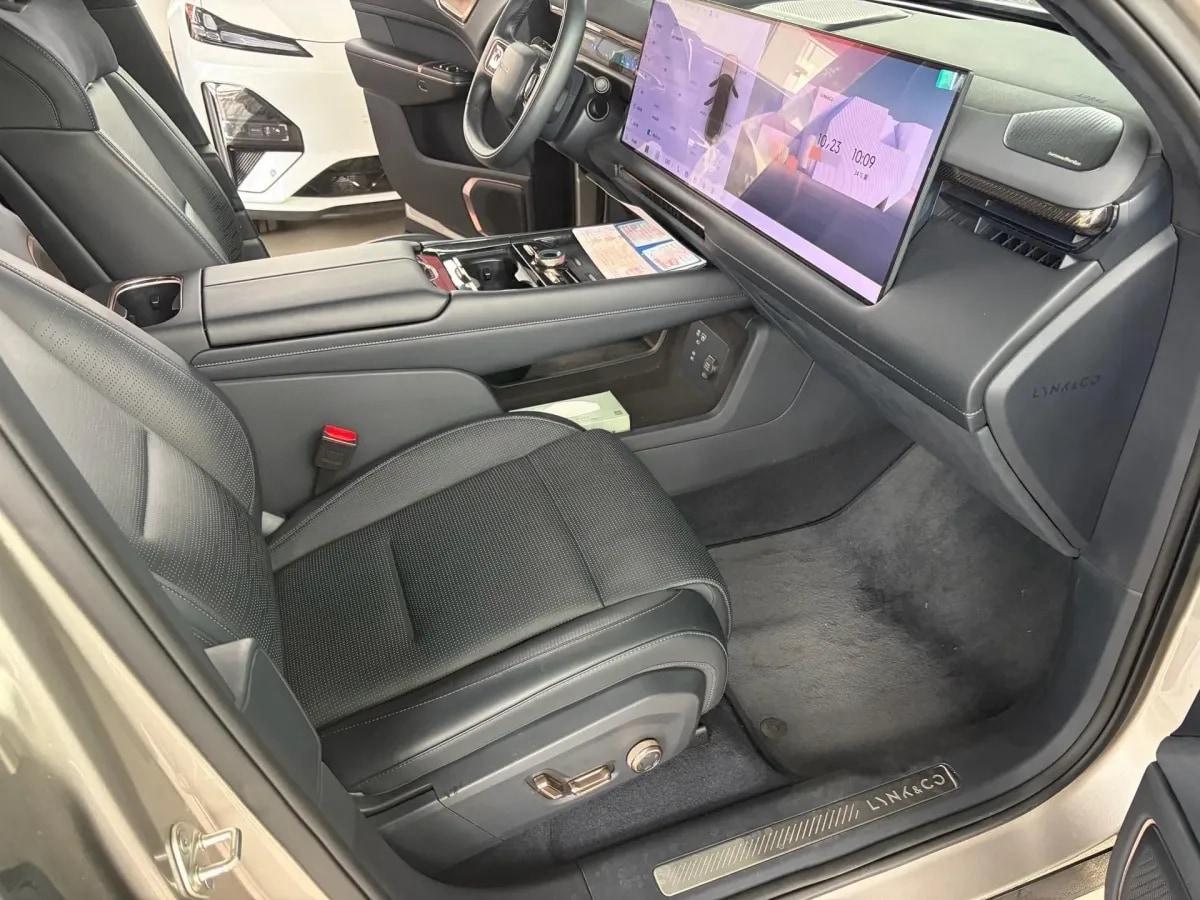 2025 LYNK&CO 900 2.0T 254HP L4 3DHT PHEV 52.38KWH 280km image 3