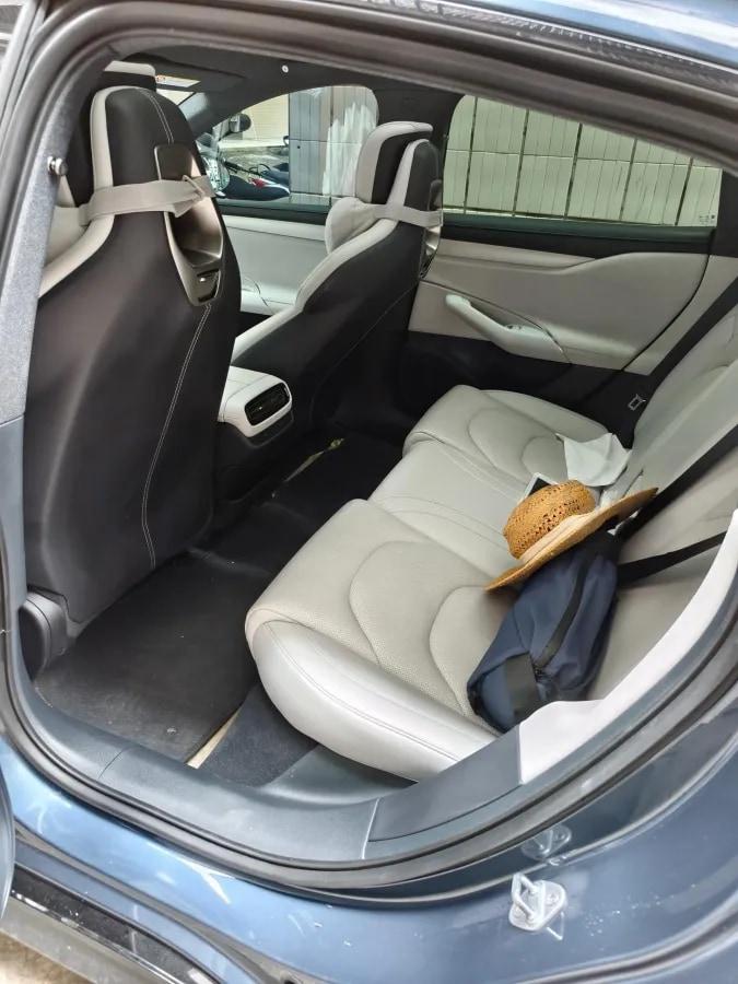 2024 Xiaomi SU7 BEV 73.6KWH image 3