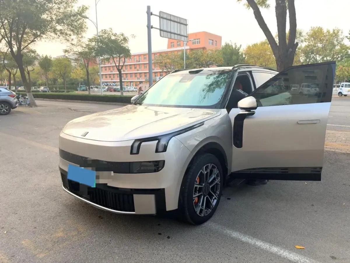 2025 LYNK&CO 900 2.0T 254HP L4 3DHT PHEV 52.38KWH 280km image 3