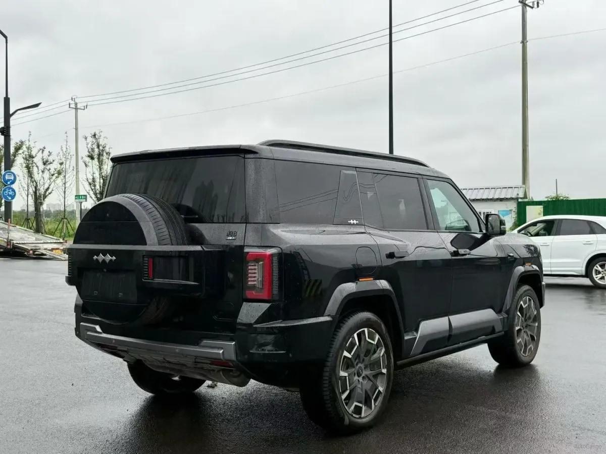 2025 Fang Cheng Bao Bao 8 2.0T 245HP L4 E-CVT PHEV 36.8KWH image 3