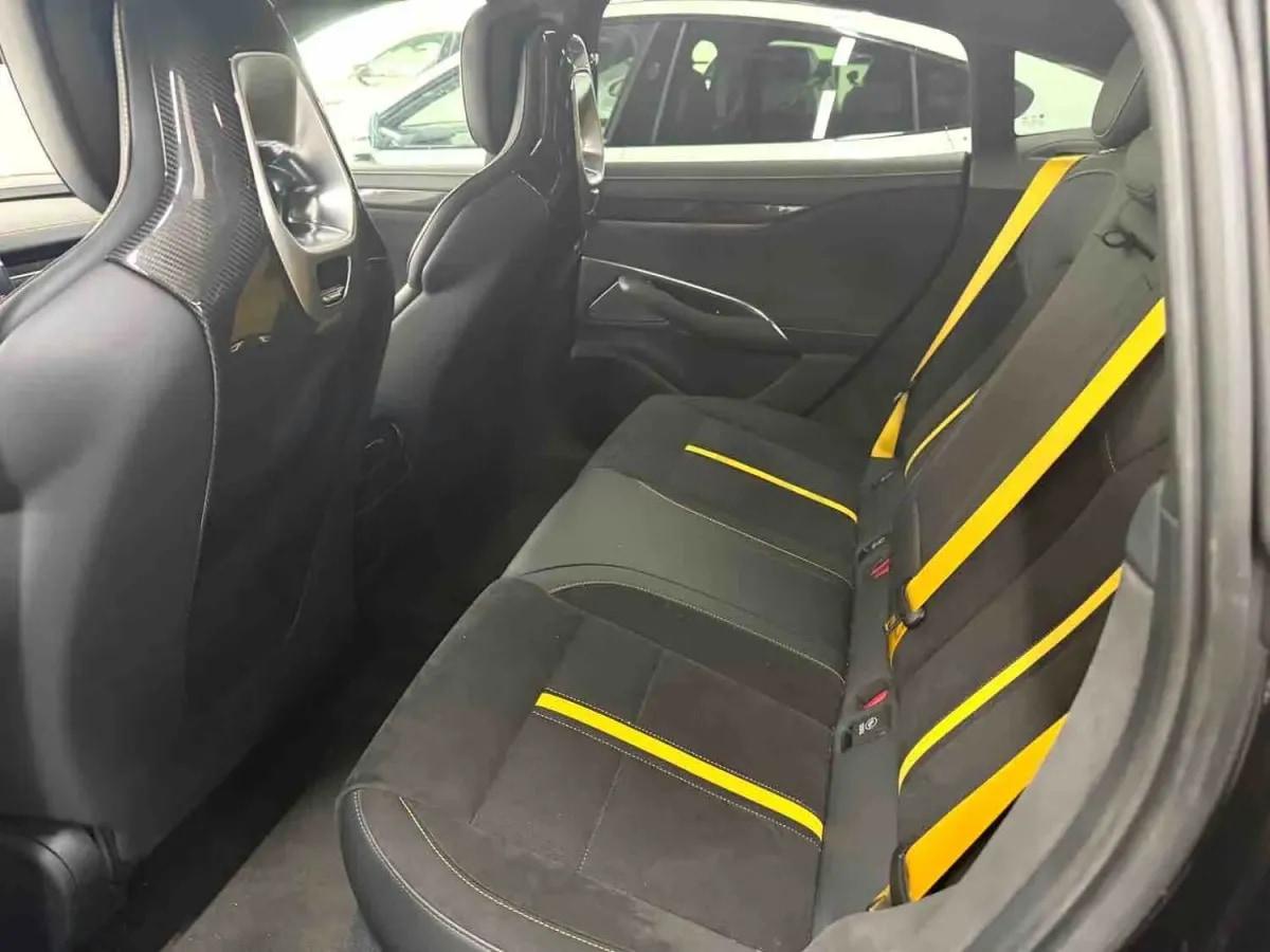 2025 Xiaomi SU7 Ultra BEV 93.7KWH 630km image 3
