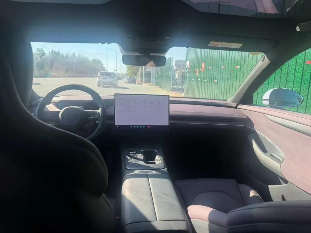 2024 Xiaomi SU7 BEV 94.3KWH 830km image 3