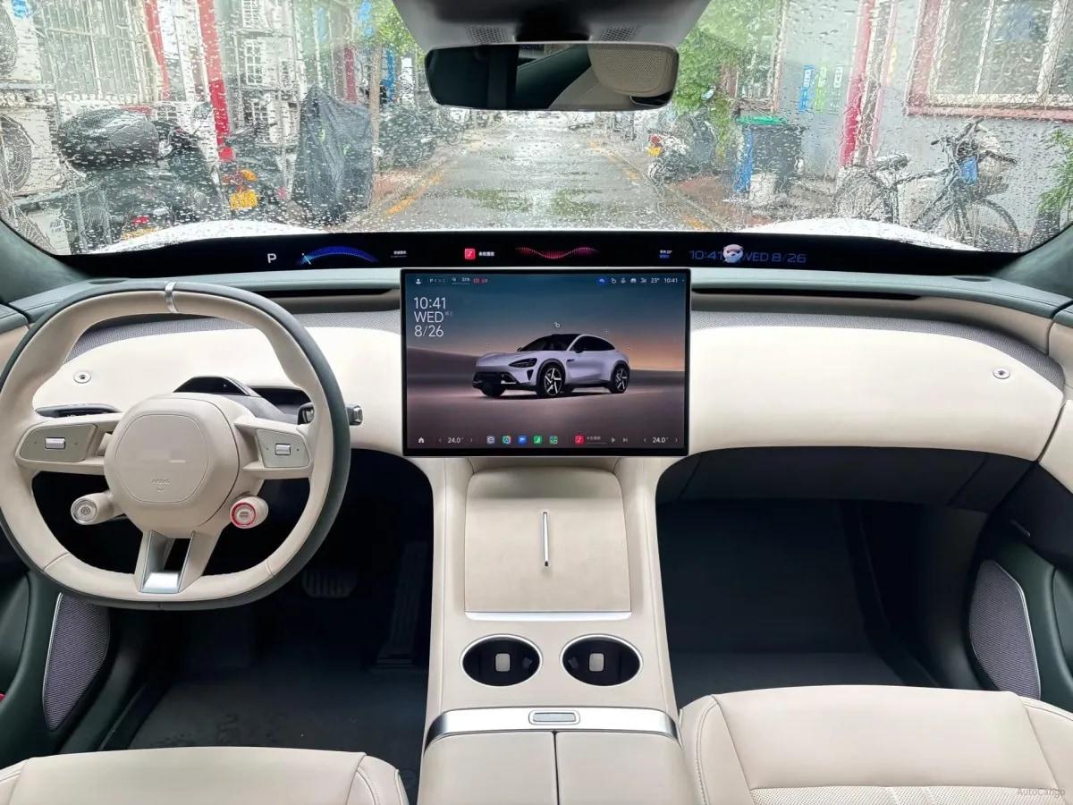 2025 Xiaomi YU7 BEV 101.7KWH 760km image 3
