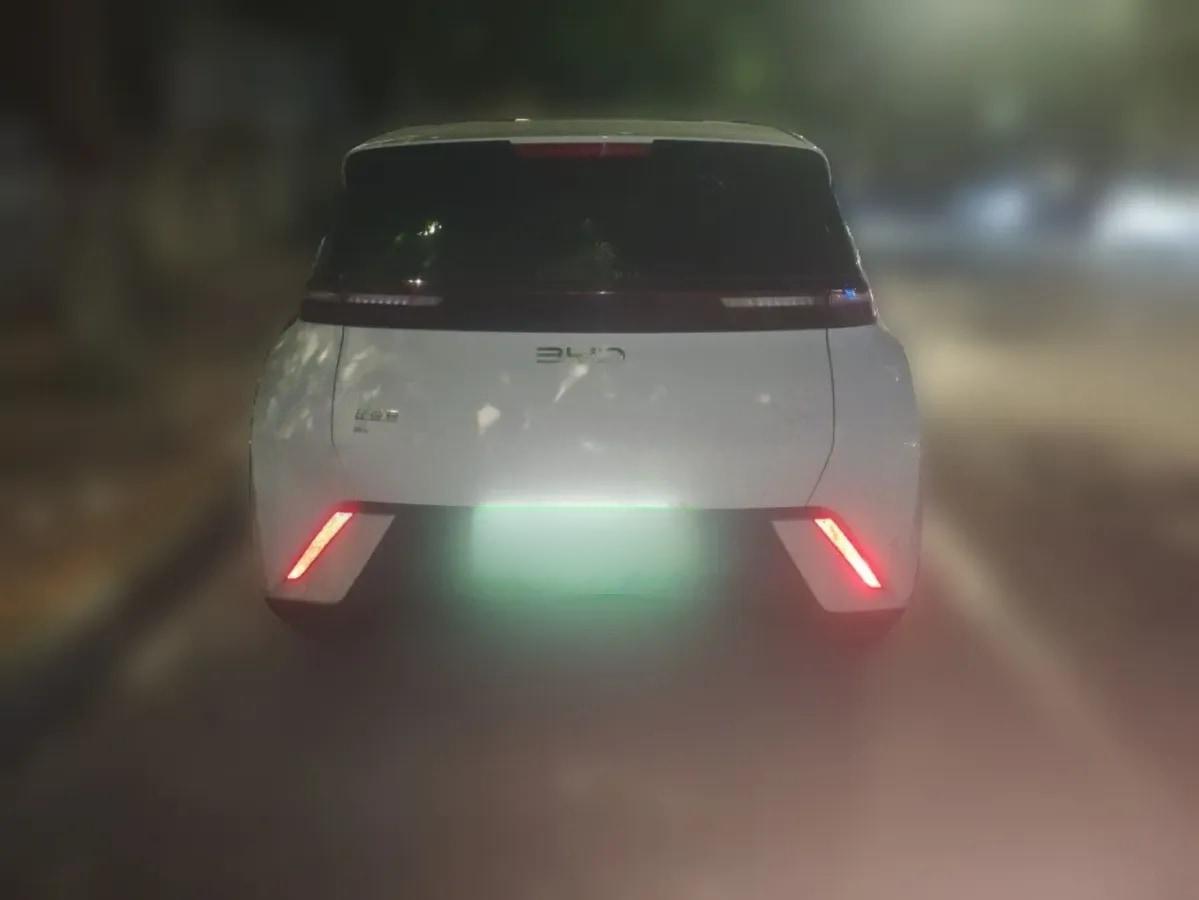 2025 BYD Seagull BEV 30.08KWH 305km image 3