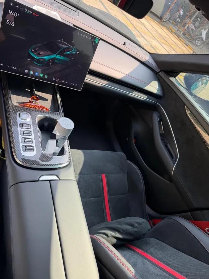 2025 Xiaomi SU7 Ultra BEV 93.7KWH 630km image 3