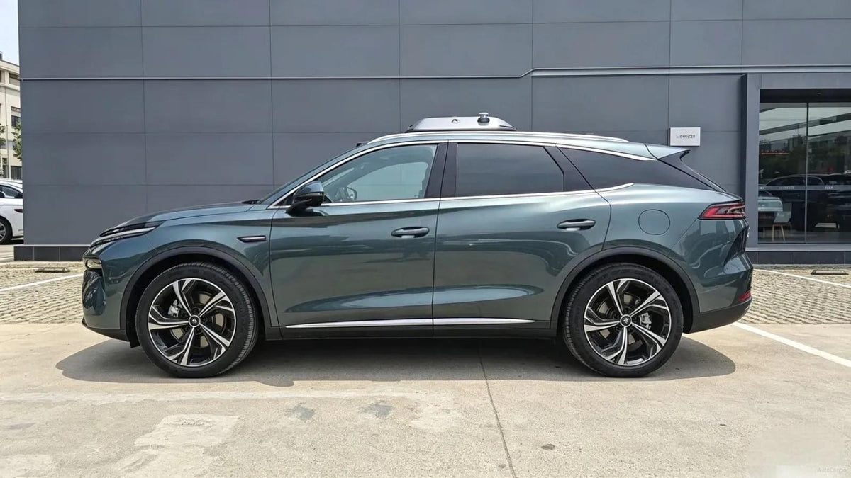 2025 BYD Tang L 1.5T 156HP L4 E-CVT PHEV image 3
