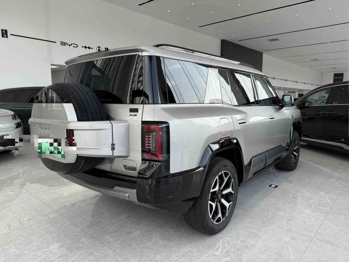 2025 Fang Cheng Bao Bao 8 2.0T 245HP L4 E-CVT PHEV 36.8KWH image 3