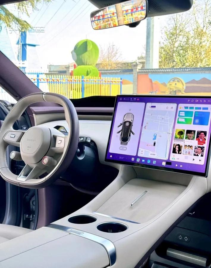 2025 Xiaomi YU7 BEV 96.3KWH image 3