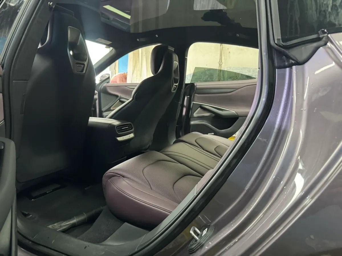 2024 Xiaomi SU7 BEV 101KWH image 4