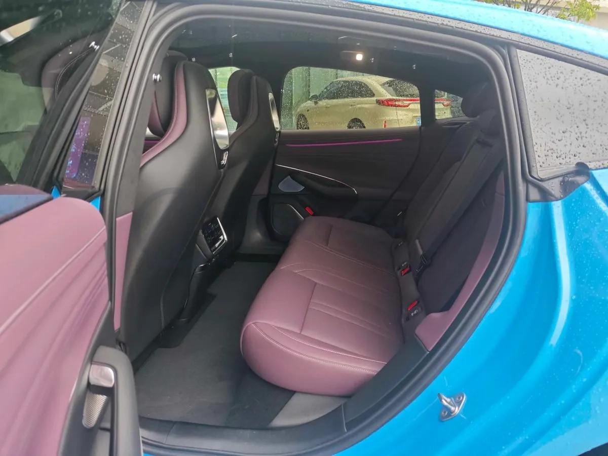 2026 Xiaomi SU7 BEV image 4