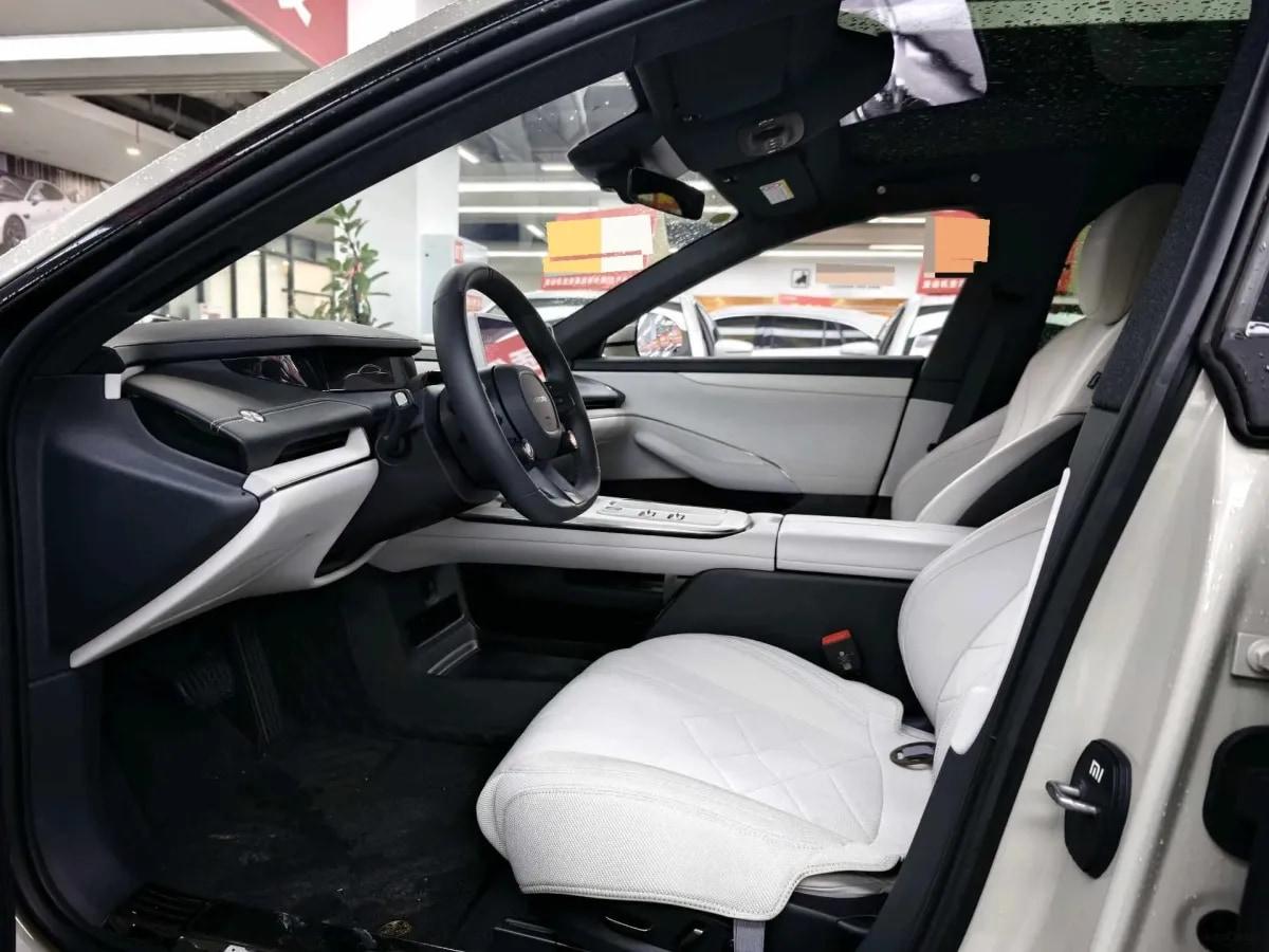 2024 Xiaomi SU7 BEV 73.6KWH image 4