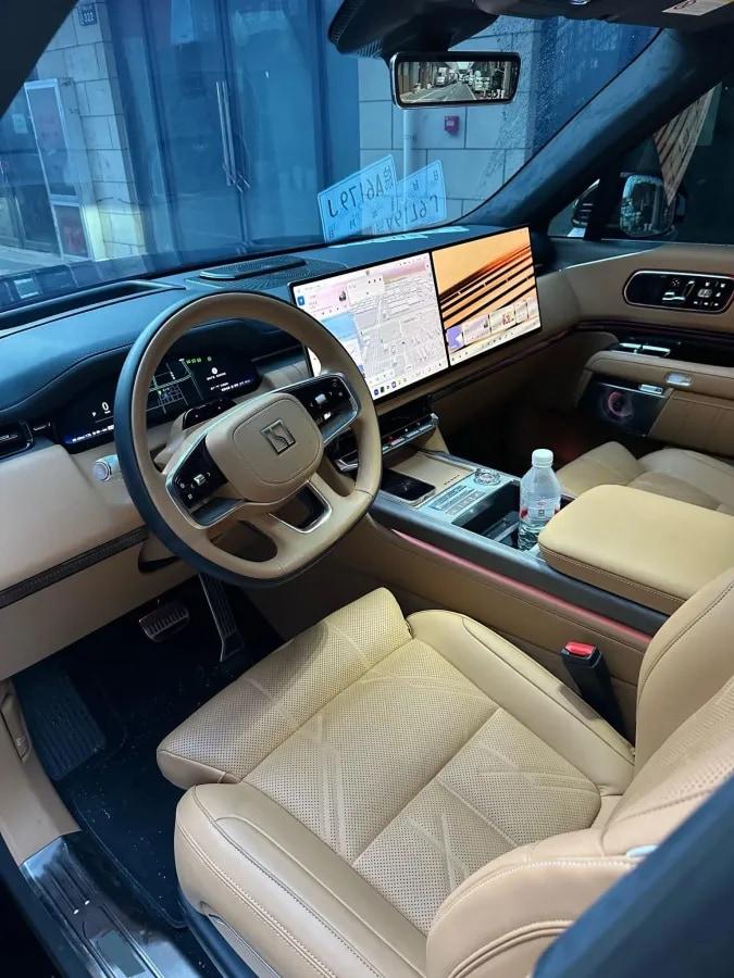 2025 Zeekr 9X 2.0T 279HP L4 1DHT PHEV image 4