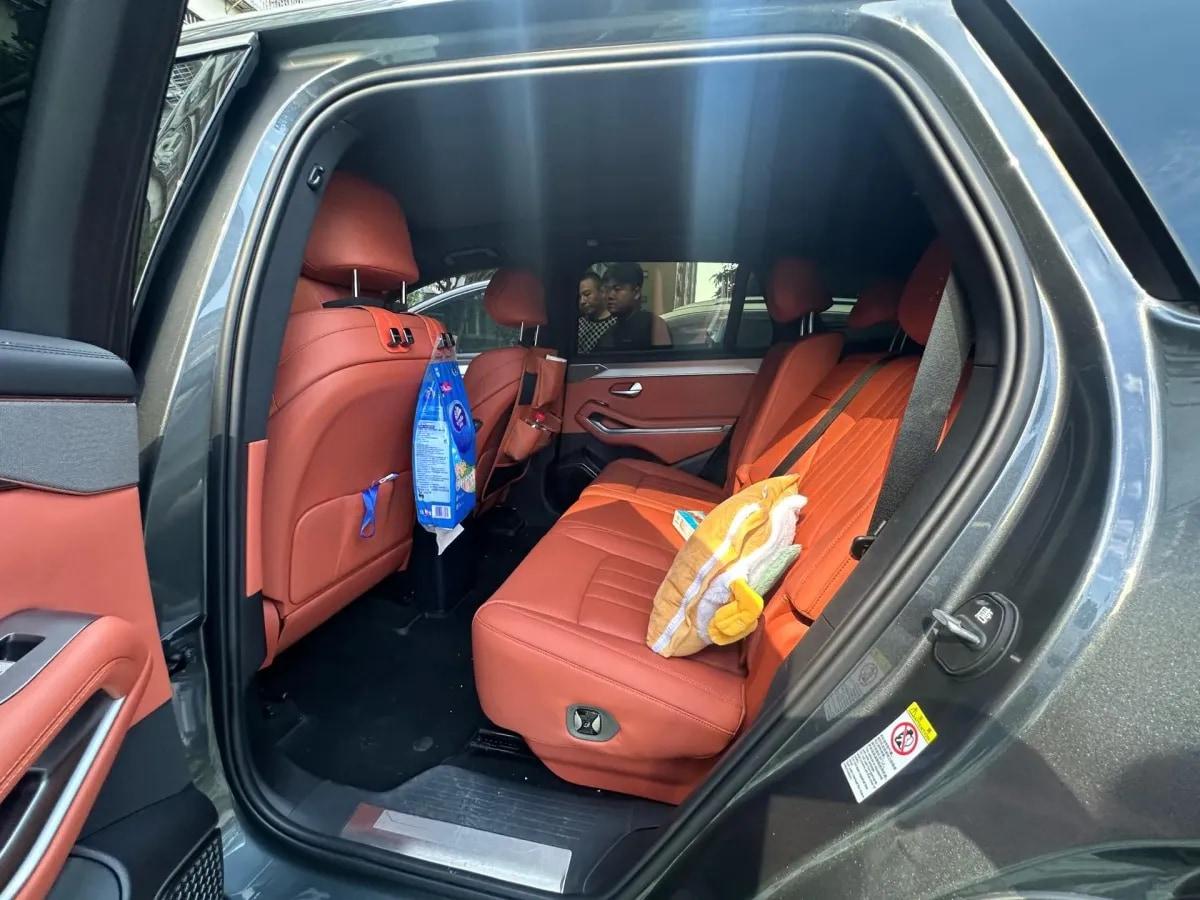 2025 BYD Tang L 1.5T 156HP L4 E-CVT PHEV 35.6KWH 200km image 4