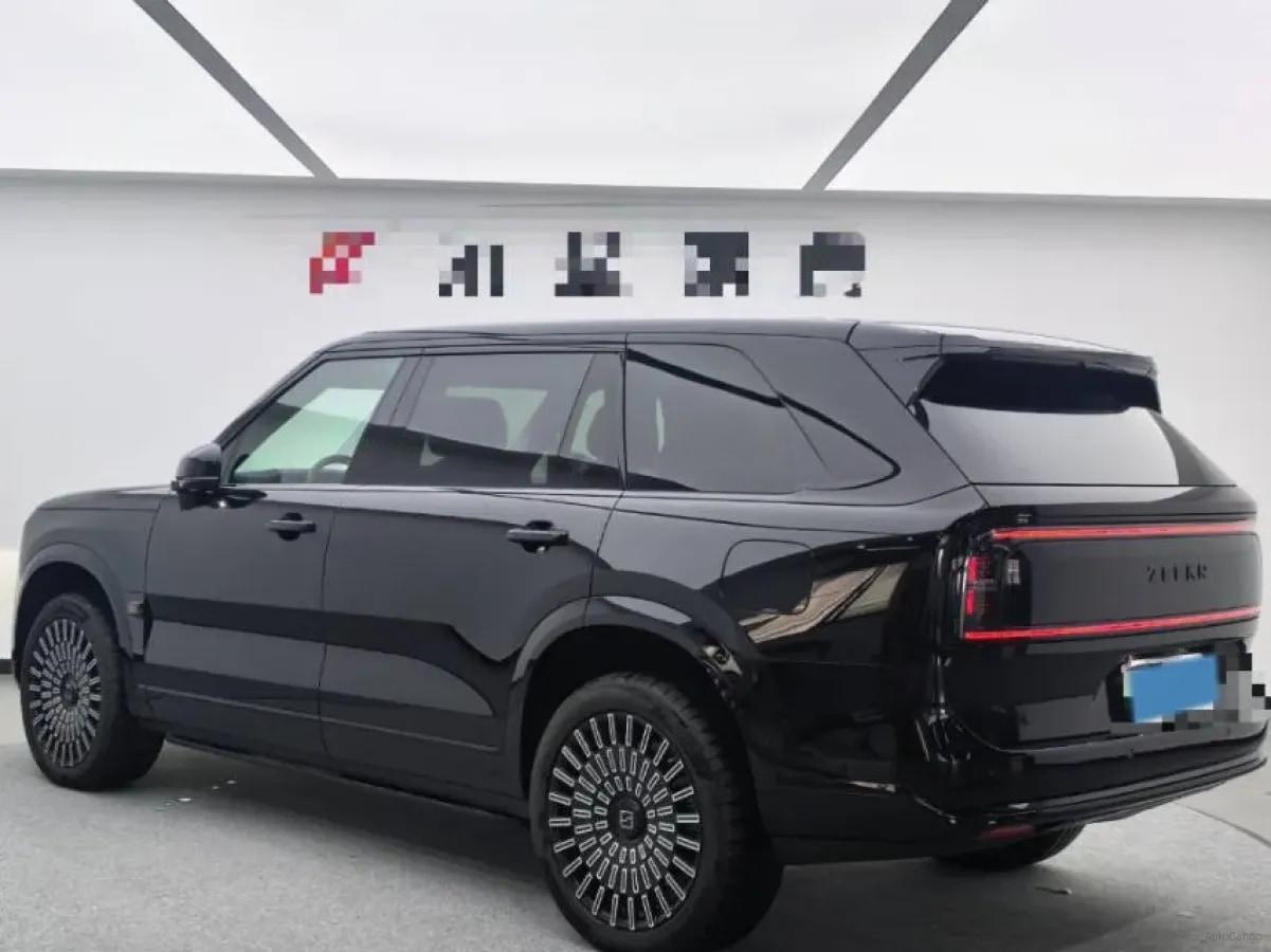 2025 Zeekr 9X 2.0T 279HP L4 1DHT PHEV image 4