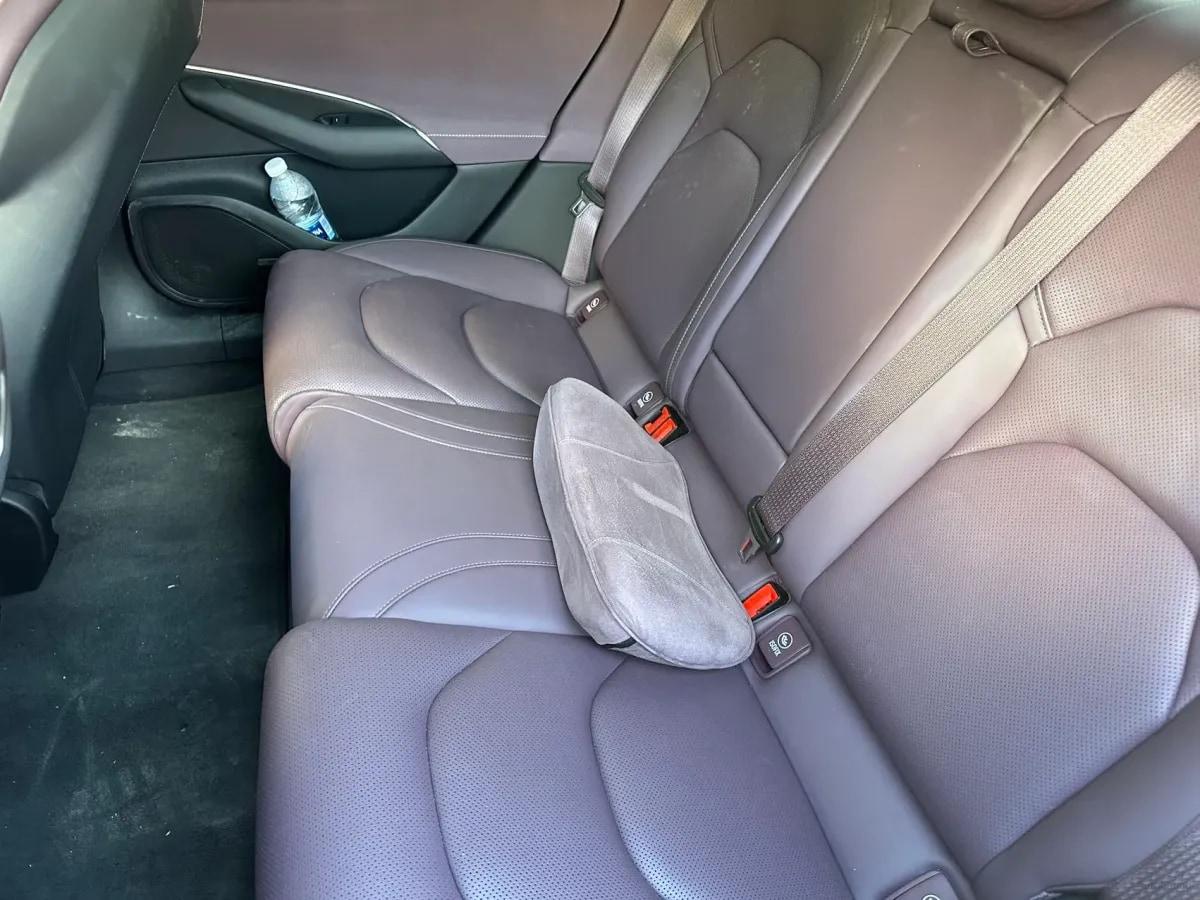 2024 Xiaomi SU7 BEV 73.6KWH image 4