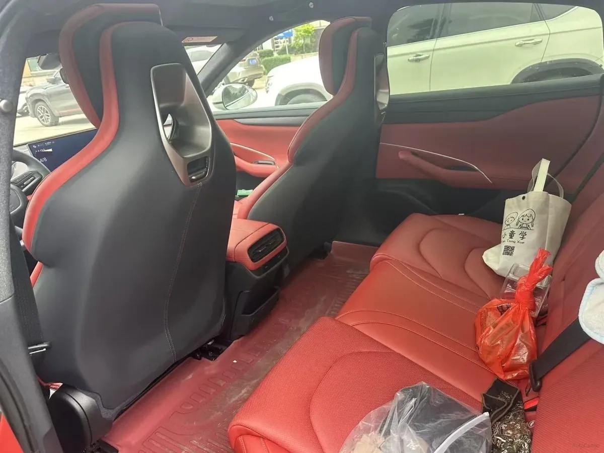 2024 Xiaomi SU7 BEV 94.3KWH image 4