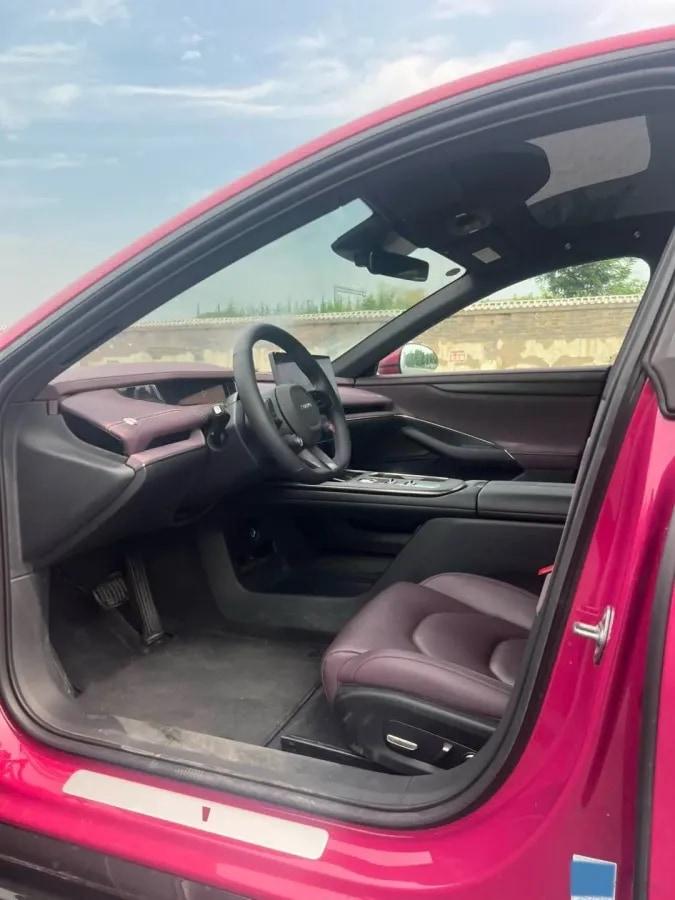 2024 Xiaomi SU7 BEV 73.6KWH image 4