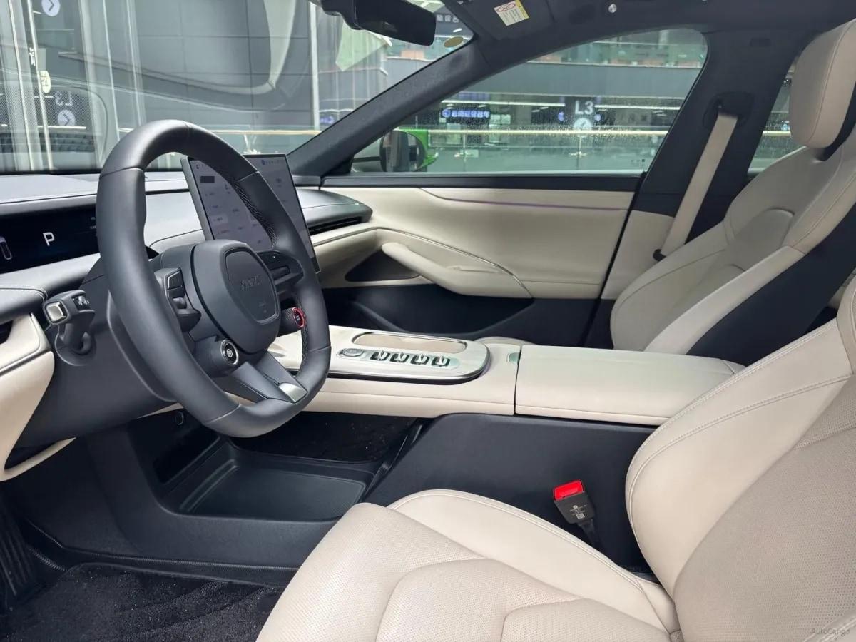 2024 Xiaomi SU7 BEV 94.3KWH image 4