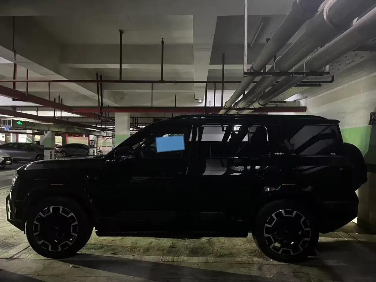 2025 FangChengBao Bao 8 2.0T 245HP L4 E-CVT PHEV 36.8KWH image 4