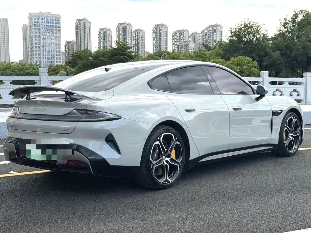 2024 Xiaomi SU7 BEV 94.3KWH image 4