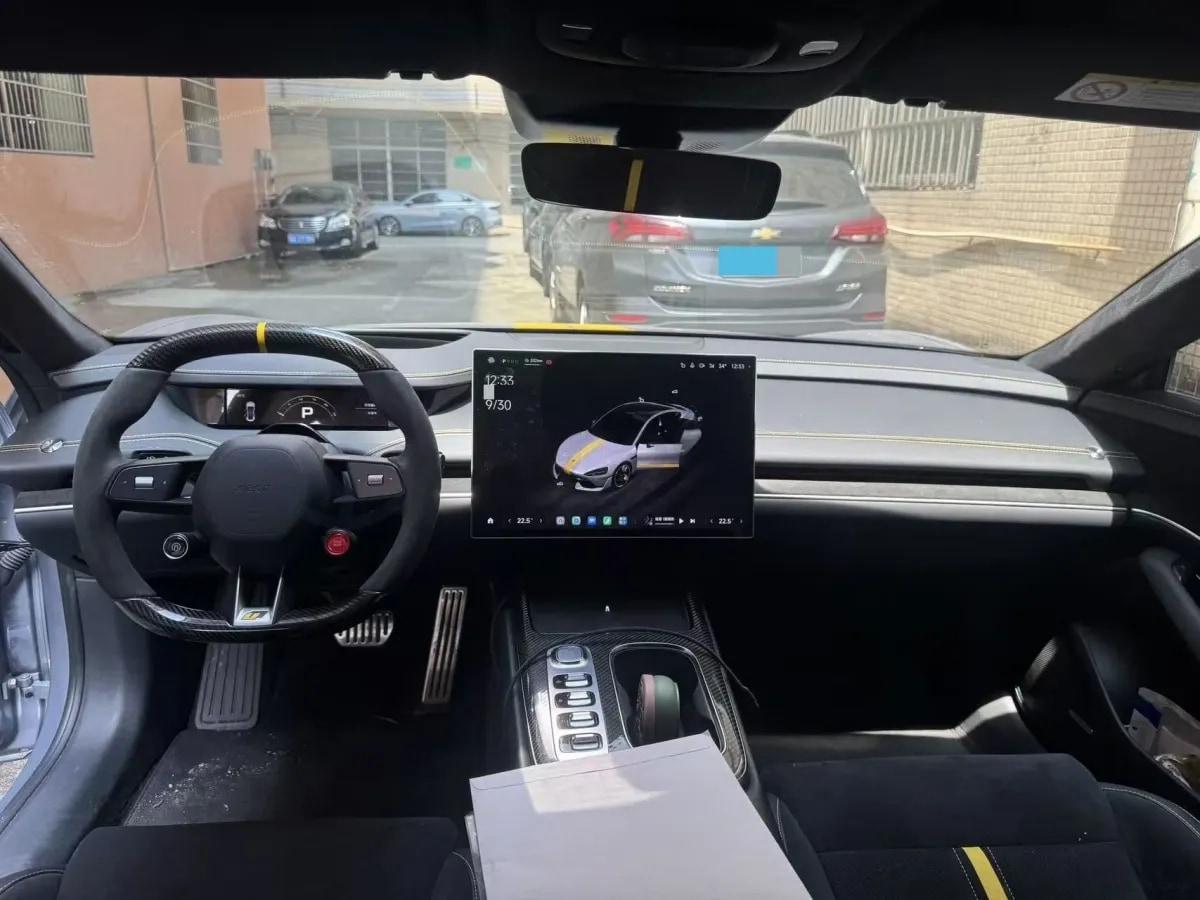 2025 Xiaomi SU7 Ultra BEV 93.7KWH 630km image 4