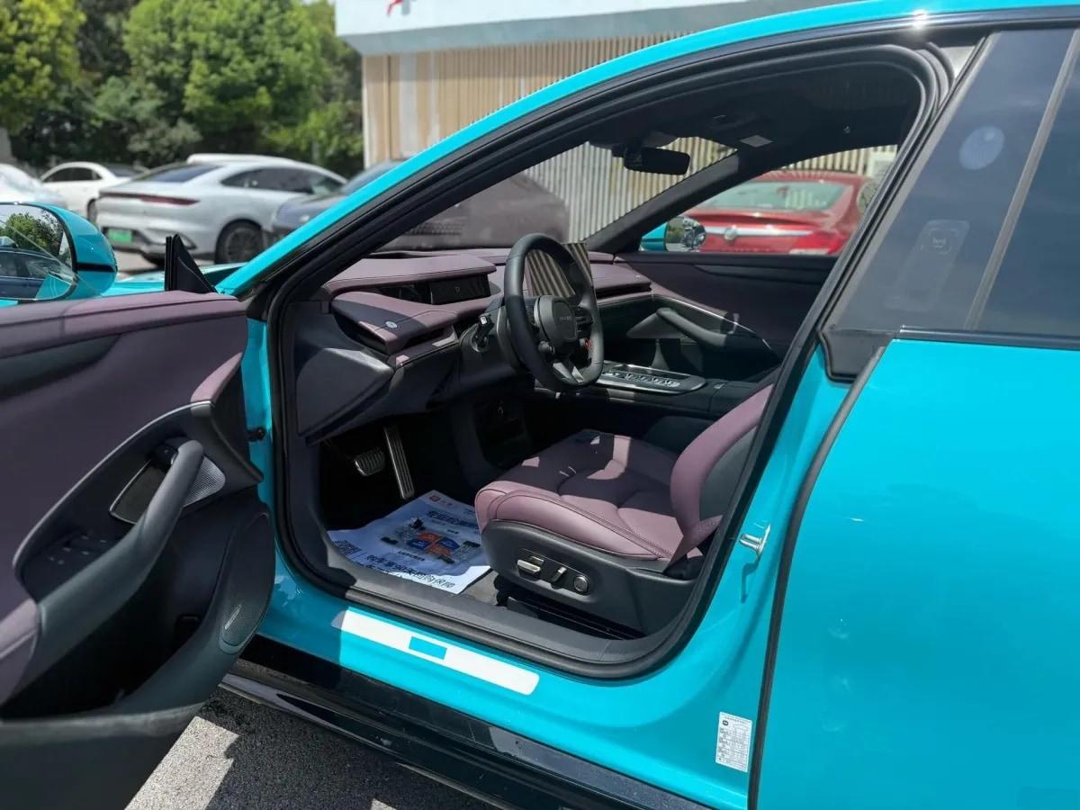 2024 Xiaomi SU7 BEV 101KWH image 4
