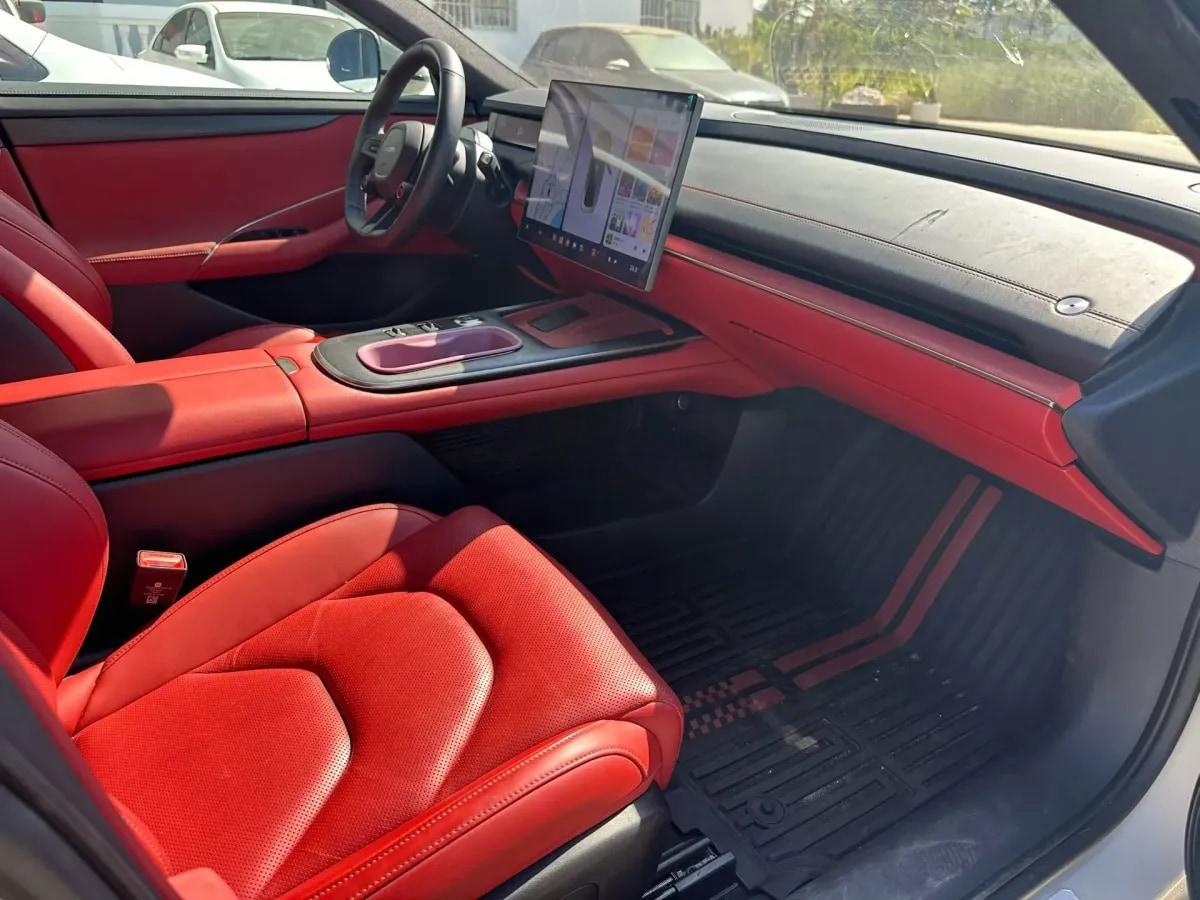2024 Xiaomi SU7 BEV 73.6KWH image 4