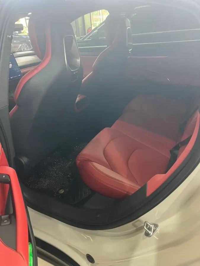 2024 Xiaomi SU7 BEV 73.6KWH image 4