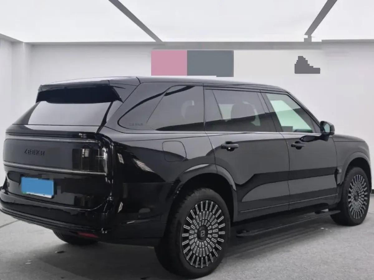 2025 Zeekr 9X 2.0T 279HP L4 1DHT PHEV image 4