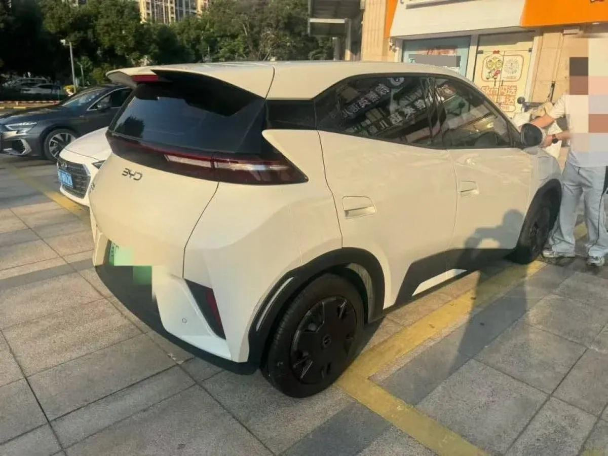 2025 BYD Seagull BEV 30.08KWH 305km image 4
